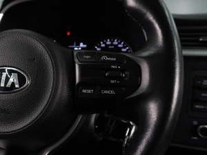 Седан Kia Rio 2021 года, 1549000 рублей, Воронеж