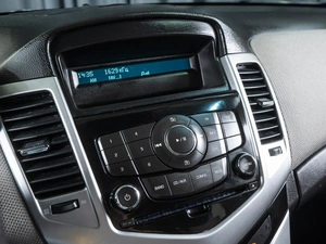 Седан Chevrolet Cruze 2011 года, 699000 рублей, Волгоград