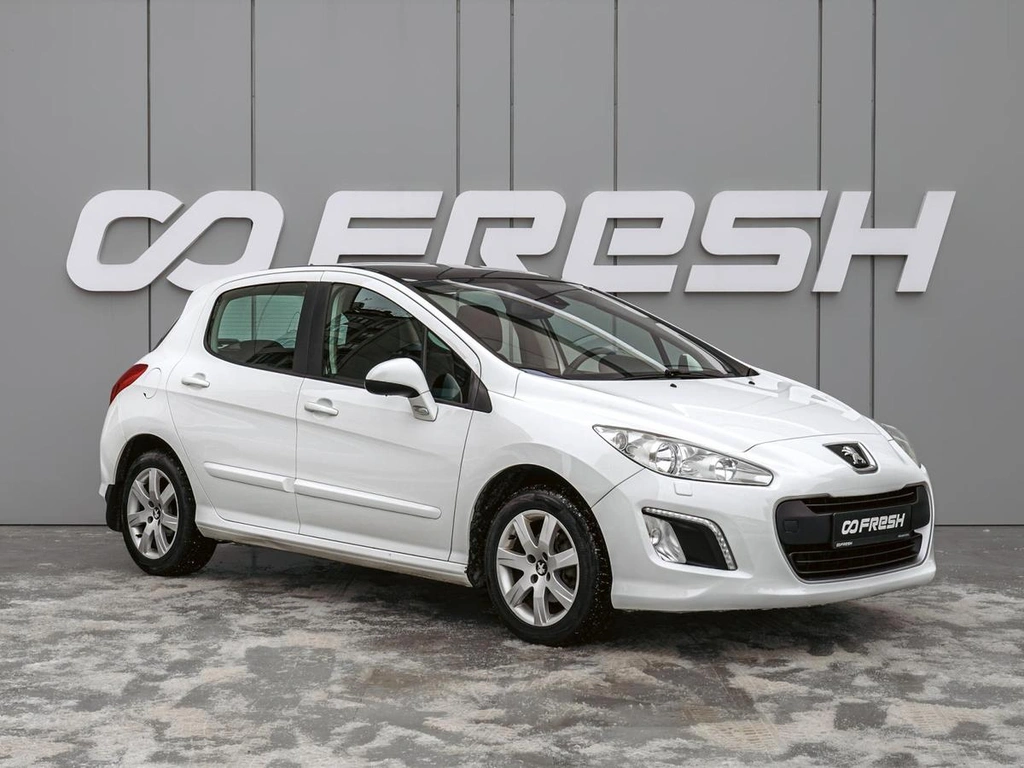 Хетчбэк Peugeot 308 2012 года, 698000 рублей, Краснодар