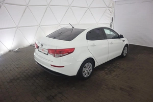 Седан Kia Rio 2016 года, 1035000 рублей, Орёл