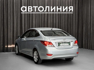 Седан Hyundai Solaris 2011 года, 599000 рублей, Красноярск