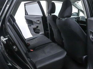 Хетчбэк Toyota Ractis 2011 года, 790000 рублей, Красноярск