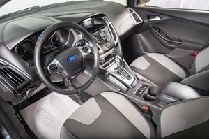 Хетчбэк Ford Focus 2013 года, 839000 рублей, Томск