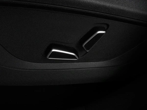 Внедорожник Changan UNI-S 2025 года, 3200000 рублей, Красный Пахарь