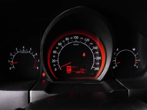 Хетчбэк Kia Ceed 2011 года, 963000 рублей, Красный Пахарь