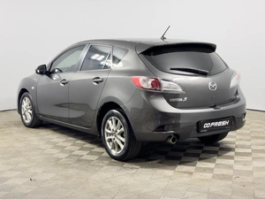 Хетчбэк Mazda 3 2012 года, 879900 рублей, Казань