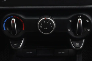 Седан Kia Rio 2021 года, 1719000 рублей, Пермь