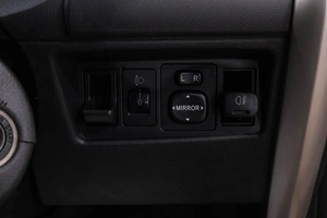 Хетчбэк Toyota Ist 2002 года, 449000 рублей, Новокузнецк