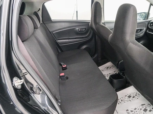 Хетчбэк Toyota Vitz 2019 года, 899000 рублей, Красноярск