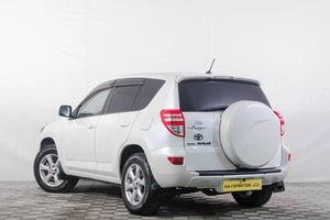 Внедорожник Toyota RAV4 2011 года, 1569000 рублей, Кемерово