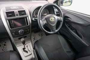 Универсал Toyota Corolla Fielder 2010 года, 889000 рублей, Красноярск
