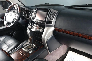 Внедорожник Toyota Land Cruiser 2012 года, 4179000 рублей, Тюмень