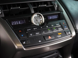 Внедорожник Lexus NX 2015 года, 3299000 рублей, Воронеж