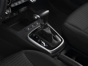 Седан Kia Rio 2021 года, 2030000 рублей, Омск