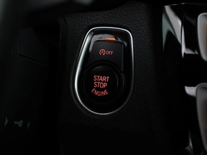 Седан BMW 3 серия 2018 года, 2729077 рублей, Москва