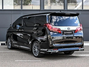 Минивэн Toyota Alphard 2019 года, 4349000 рублей, Кирилловка