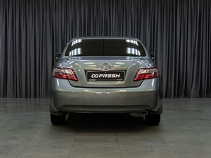 Седан Toyota Camry 2006 года, 829000 рублей, Тюмень