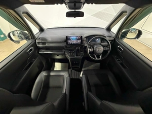 Минивэн Honda Stepwgn Spada 2024 года, 2549000 рублей, Красноярск