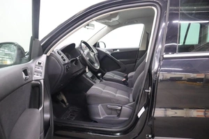 Внедорожник Volkswagen Tiguan 2010 года, 1080000 рублей, Брянск