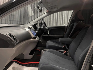 Минивэн Honda Stream 2010 года, 1070000 рублей, Красноярск