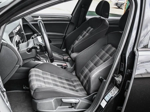 Универсал Volkswagen Golf 2018 года, 2199000 рублей, Кирилловка