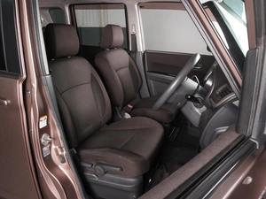 Минивэн Mitsubishi Delica D2 2011 года, 680000 рублей, Минеральные Воды