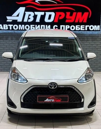 Минивэн Toyota Sienta 2018 года, 1498000 рублей, Красноярск