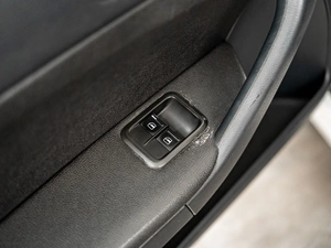 Внедорожник Skoda Yeti 2015 года, 1170000 рублей, Красноярск