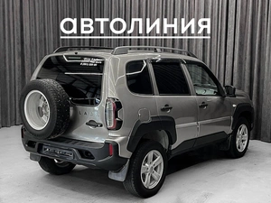 Внедорожник ВАЗ (LADA) Niva Travel 2022 года, 990000 рублей, Красноярск