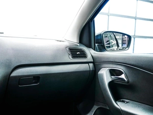 Седан Volkswagen Polo 2016 года, 1050000 рублей, Красноярск