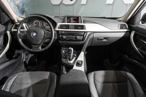 Седан BMW 3 серия 2016 года, 1949000 рублей, Петрозаводск