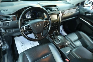 Седан Toyota Camry 2016 года, 2339000 рублей, Омск
