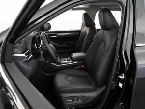 Внедорожник Toyota Highlander 2025 года, 6177055 рублей, Москва