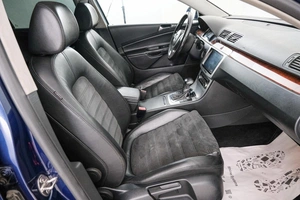 Седан Volkswagen Passat 2010 года, 849000 рублей, Красноярск