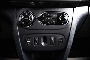 Хетчбэк Renault Sandero Stepway 2015 года, 799000 рублей, Пермь