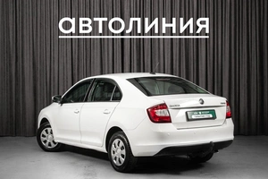Лифтбек Skoda Rapid 2018 года, 930000 рублей, Красноярск