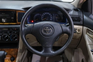 Хетчбэк Toyota Corolla 2003 года, 629000 рублей, Новокузнецк