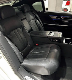 Седан BMW 7 серия 2016 года, 3787000 рублей, Красноярск