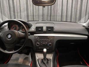 Хетчбэк BMW 1 серия 2011 года, 999000 рублей, Красноярск