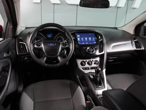 Хетчбэк Ford Focus 2011 года, 759000 рублей, Воронеж