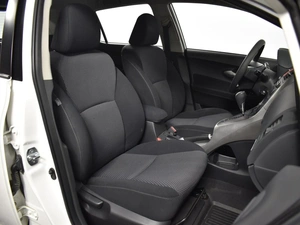 Хетчбэк Toyota Auris 2011 года, 863100 рублей, Казань