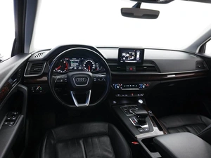 Внедорожник Audi Q5 2017 года, 2577977 рублей, Москва
