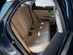 Седан Jaguar XF 2016 года, 1855000 рублей, Краснодар