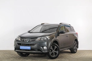 Внедорожник Toyota RAV4 2015 года, 2499000 рублей, Тюмень