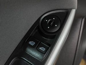 Хетчбэк Ford Focus 2012 года, 799000 рублей, Воронеж