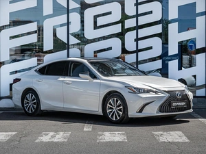 Седан Lexus ES 2018 года, 3650000 рублей, Краснодар