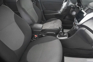 Седан Hyundai Solaris 2013 года, 799000 рублей, Кемерово