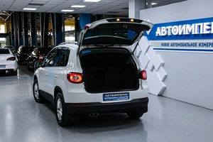 Внедорожник Volkswagen Tiguan 2011 года, 1198000 рублей, Солонцы
