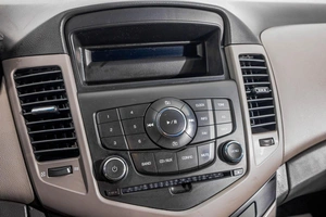 Седан Chevrolet Cruze 2010 года, 649000 рублей, Барнаул