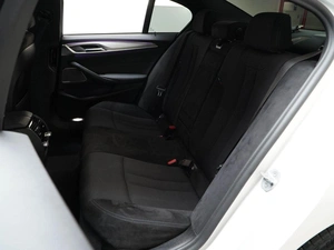 Седан BMW 5 серия 2020 года, 4095055 рублей, Москва